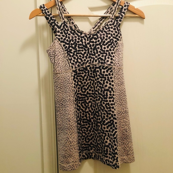 Lululemon Pink Dot 2 in one built in bra Racerback Tank Top size 6 - Picture 2 of 8